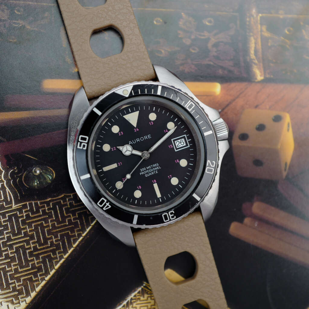 cafe-noir-montre-vintage-marseille-horloger-aurore-professional-monnin-case-diver-1970