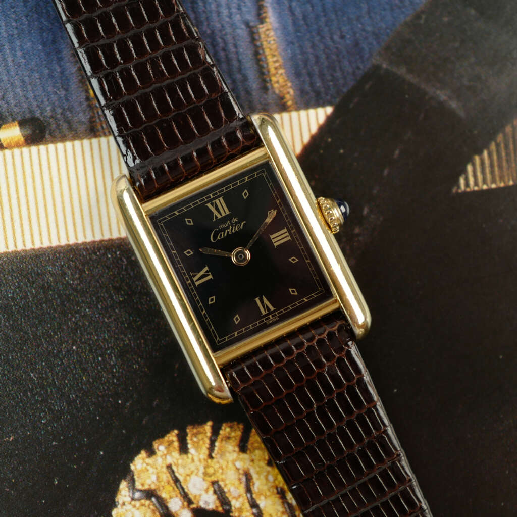 cafe-noir-montre-vintage-marseille-horloger-cartier-tank-must-art-deco-noir-1980-femme_4 cafe-noir-montre-vintage-marseille-horloger-cartier-tank-must-art-deco-noir-1980-femme
