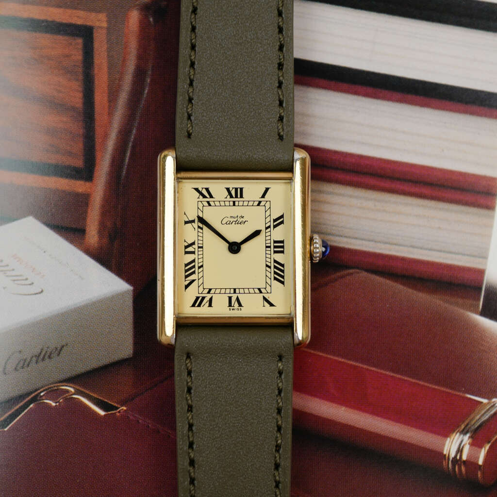 cafe-noir-montre-vintage-marseille-horloger-cartier-tank-must-grand-modele-dore-mecanique-1980