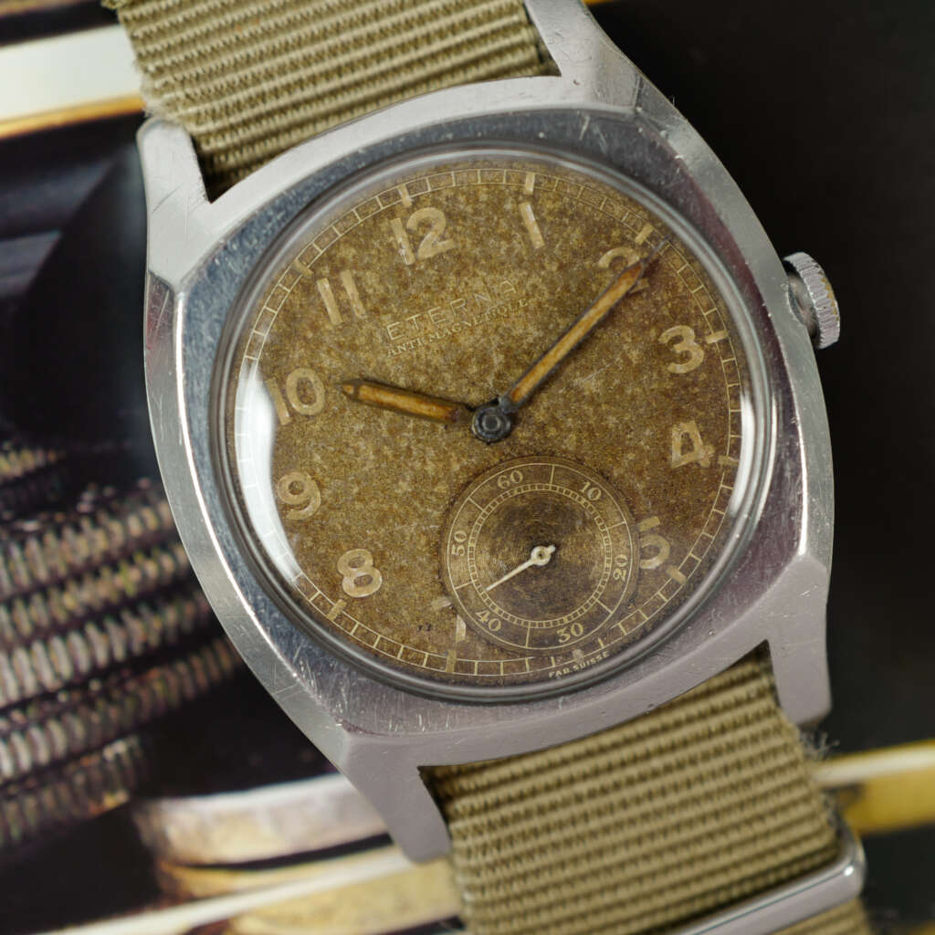 cafe-noir-montre-vintage-marseille-horloger-eterna-type-majetek-antimagnetique-pilote-militaire-1940-oversize