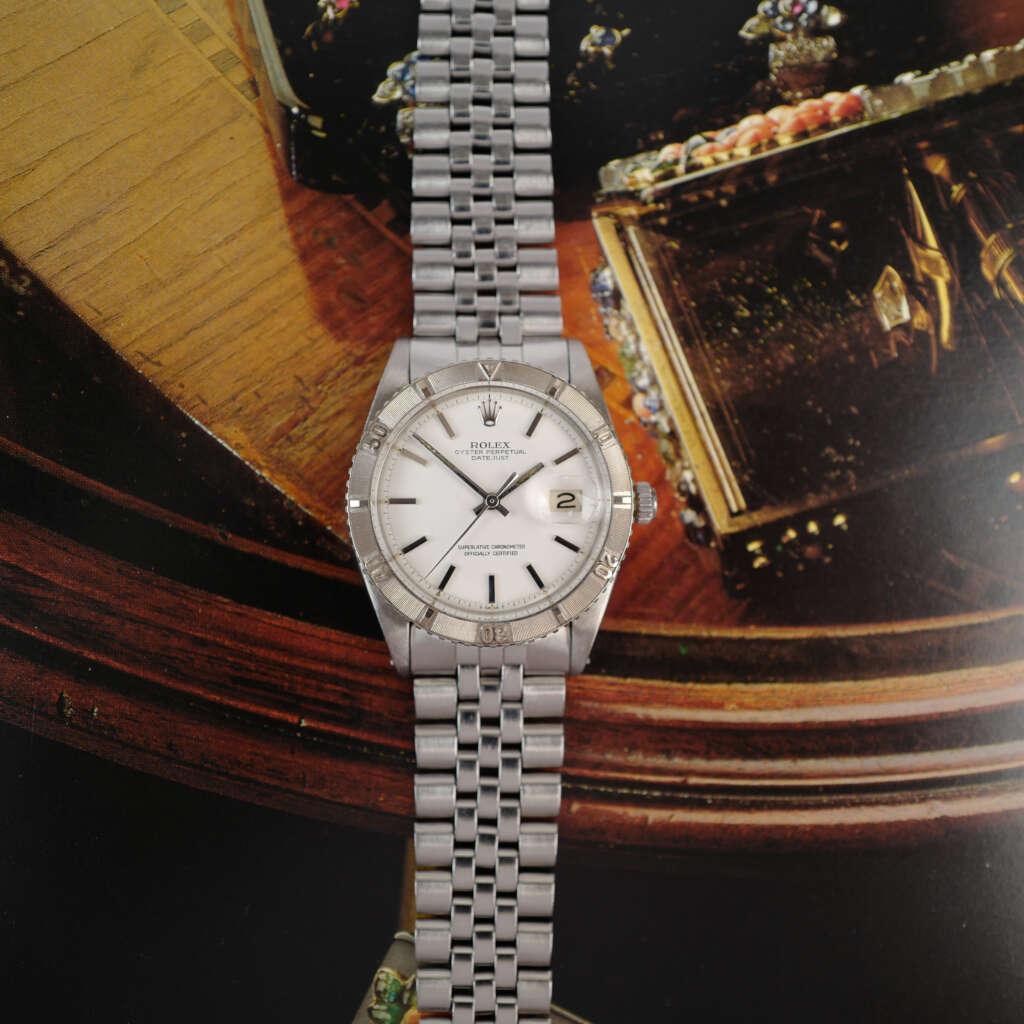 cafe-noir-montre-vintage-marseille-horloger-rolex-datejust-turn-o-graph-1625-blanc-1966
