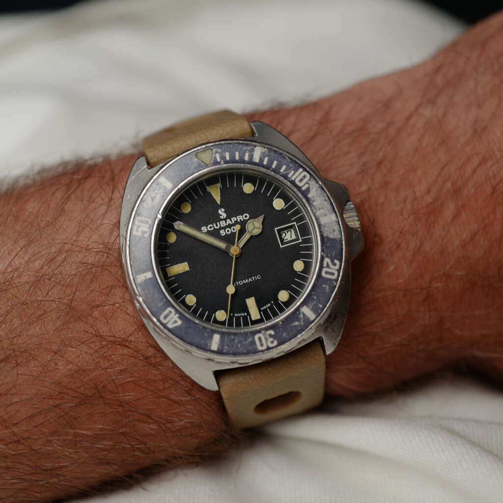 cafe-noir-montre-vintage-marseille-horloger-scubapro-500-professional-diver-monnin-case-1970