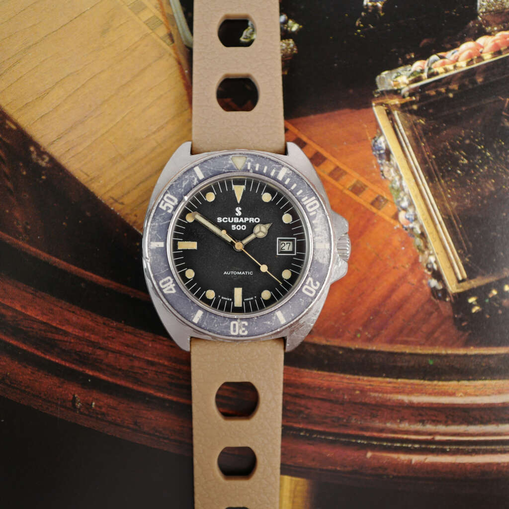 cafe-noir-montre-vintage-marseille-horloger-scubapro-500-professional-diver-monnin-case-1970