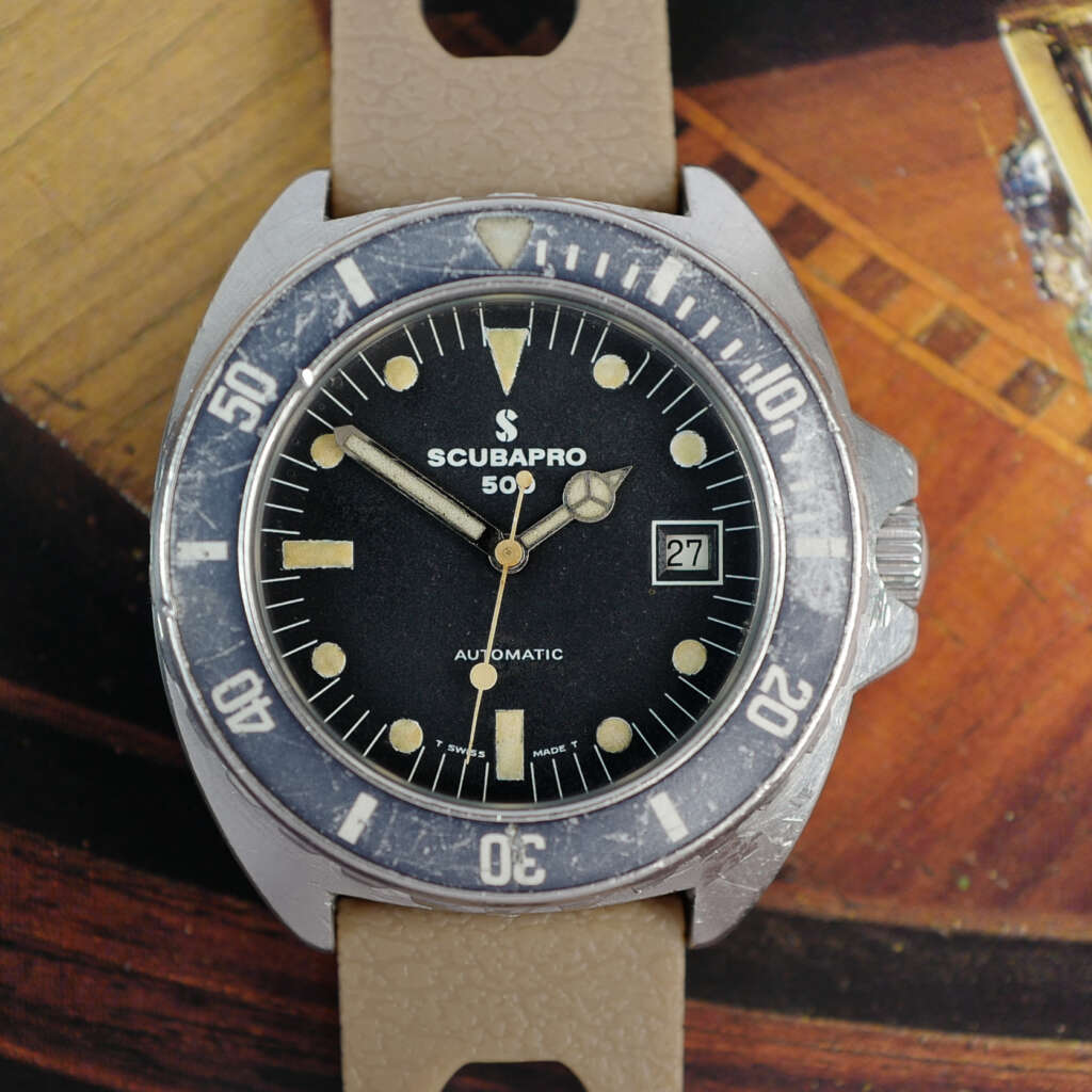 cafe-noir-montre-vintage-marseille-horloger-scubapro-500-professional-diver-monnin-case-1970