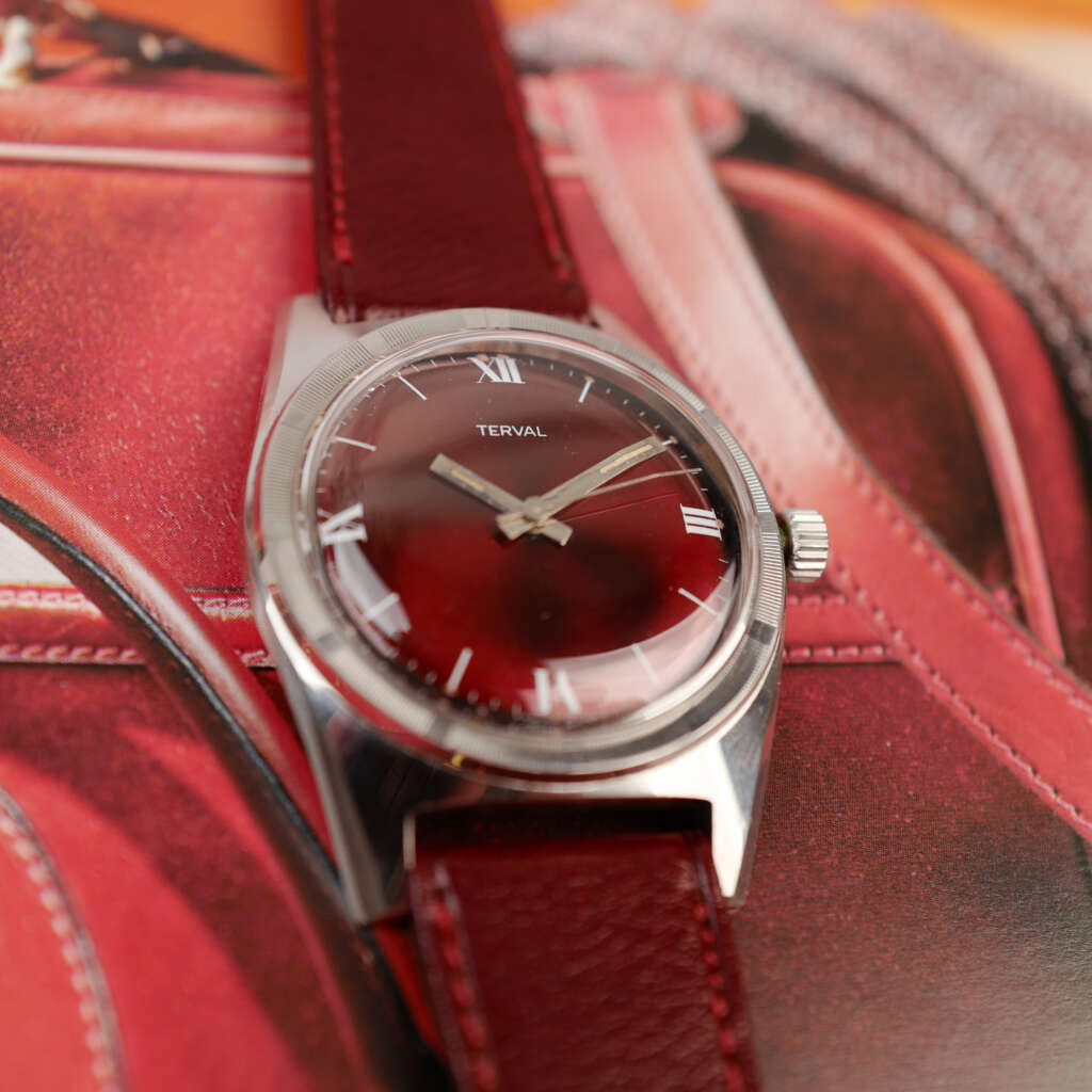 cafe-noir-montre-vintage-marseille-horloger-terval-burgundy-dial-extra-plate-automatique-1970_8 cafe-noir-montre-vintage-marseille-horloger-terval-burgundy-dial-extra-plate-automatique-1970