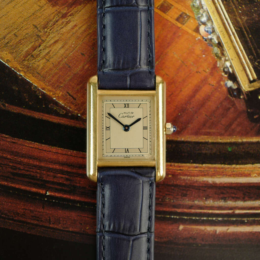 cafe-noir-montre-vintage-marseille-horloger-cartier-tank-must-quartz-femme-1990