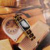 cafe-noir-montre-vintage-marseille-horloger-chanel-premiere-femme-quartz-2010