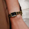 cafe-noir-montre-vintage-marseille-horloger-chanel-premiere-femme-quartz-2010
