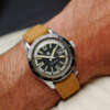 cafe-noir-montre-vintage-marseille-horloger-lip-dauphine-francaise-tritium-maxi-lume-1970