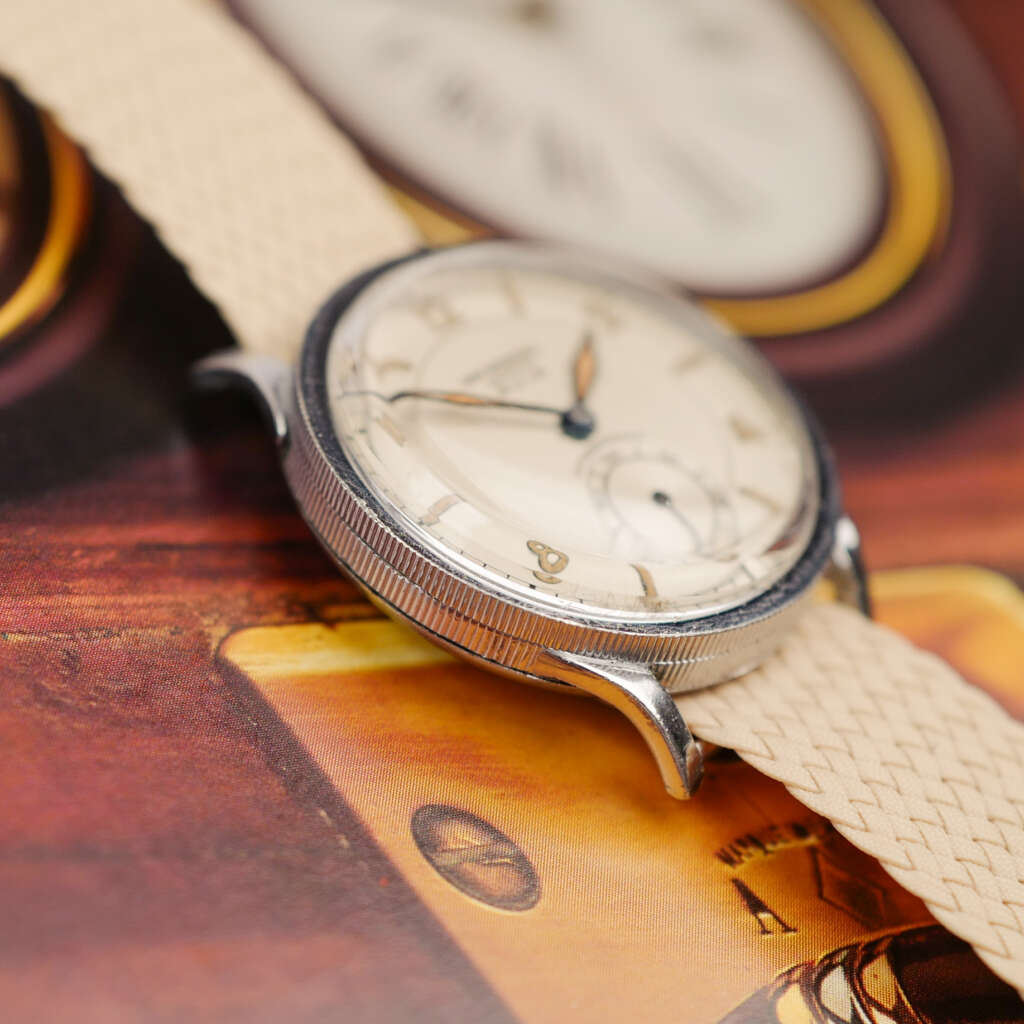 cafe-noir-montre-vintage-marseille-horloger-universal-geneve-avia-tritium-1950_7 cafe-noir-montre-vintage-marseille-horloger-universal-geneve-avia-tritium-1950