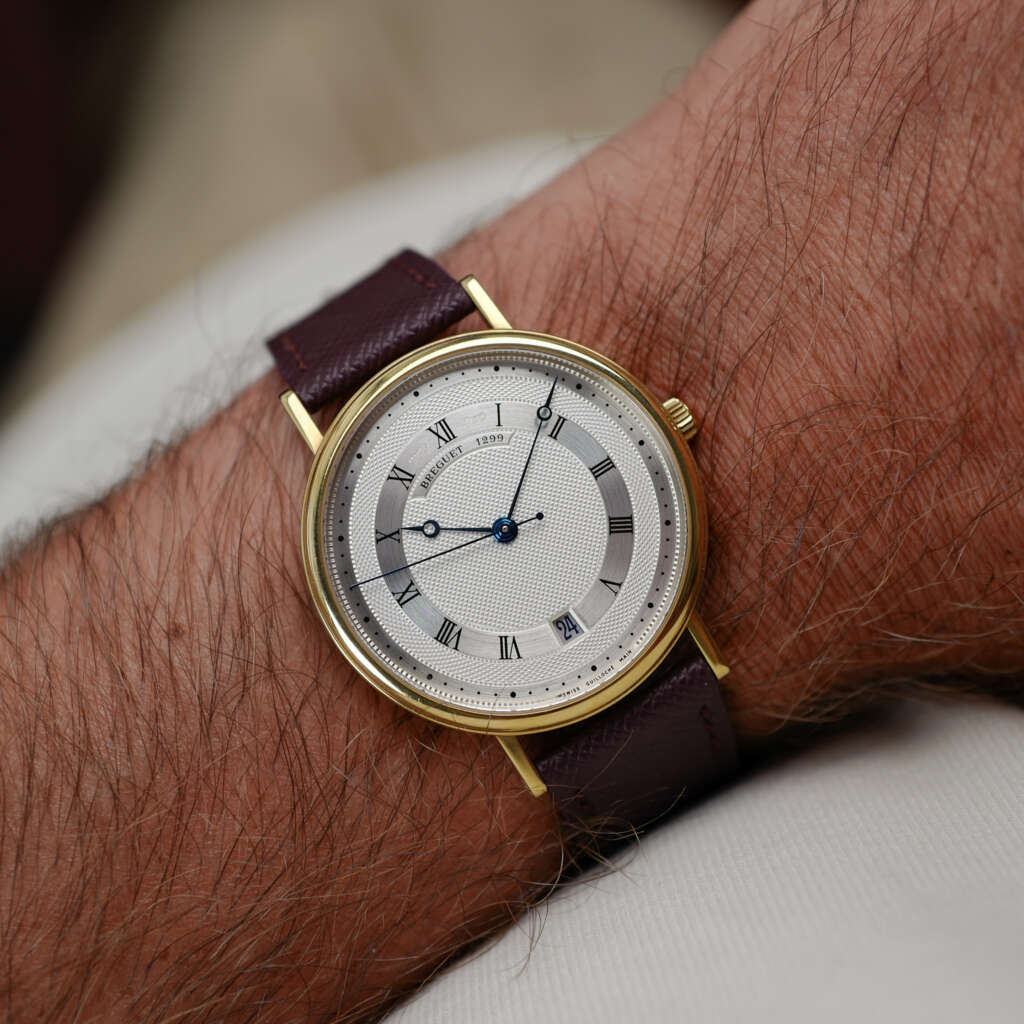 cafe-noir-montre-vintage-marseille-horloger-breguet-classique-5930-or-jaune