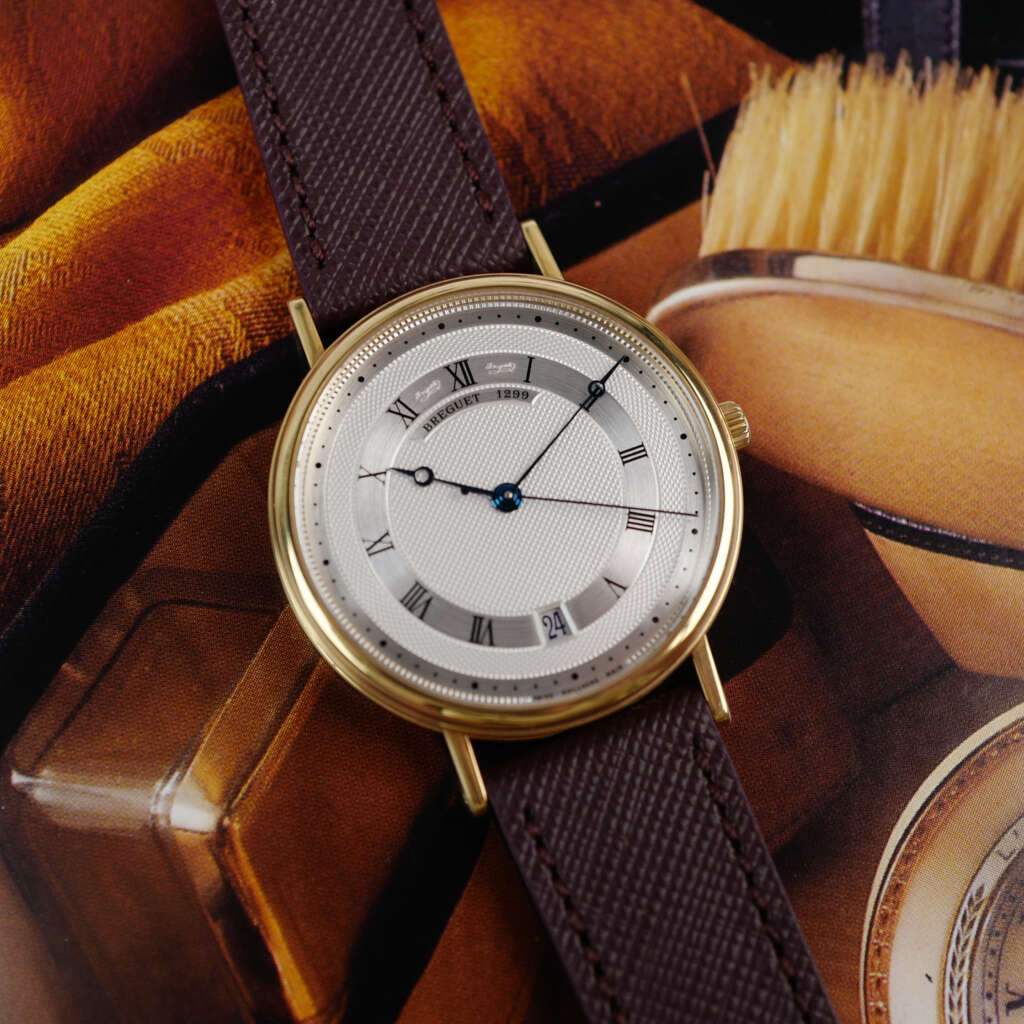 cafe-noir-montre-vintage-marseille-horloger-breguet-classique-5930-or-jaune
