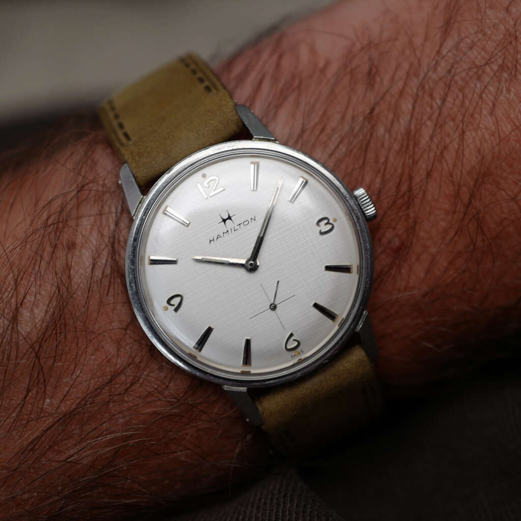 cafe-noir-montre-vintage-marseille-horloger-hamilton-mecanique-1966-cadran-lin-gravure-tritium