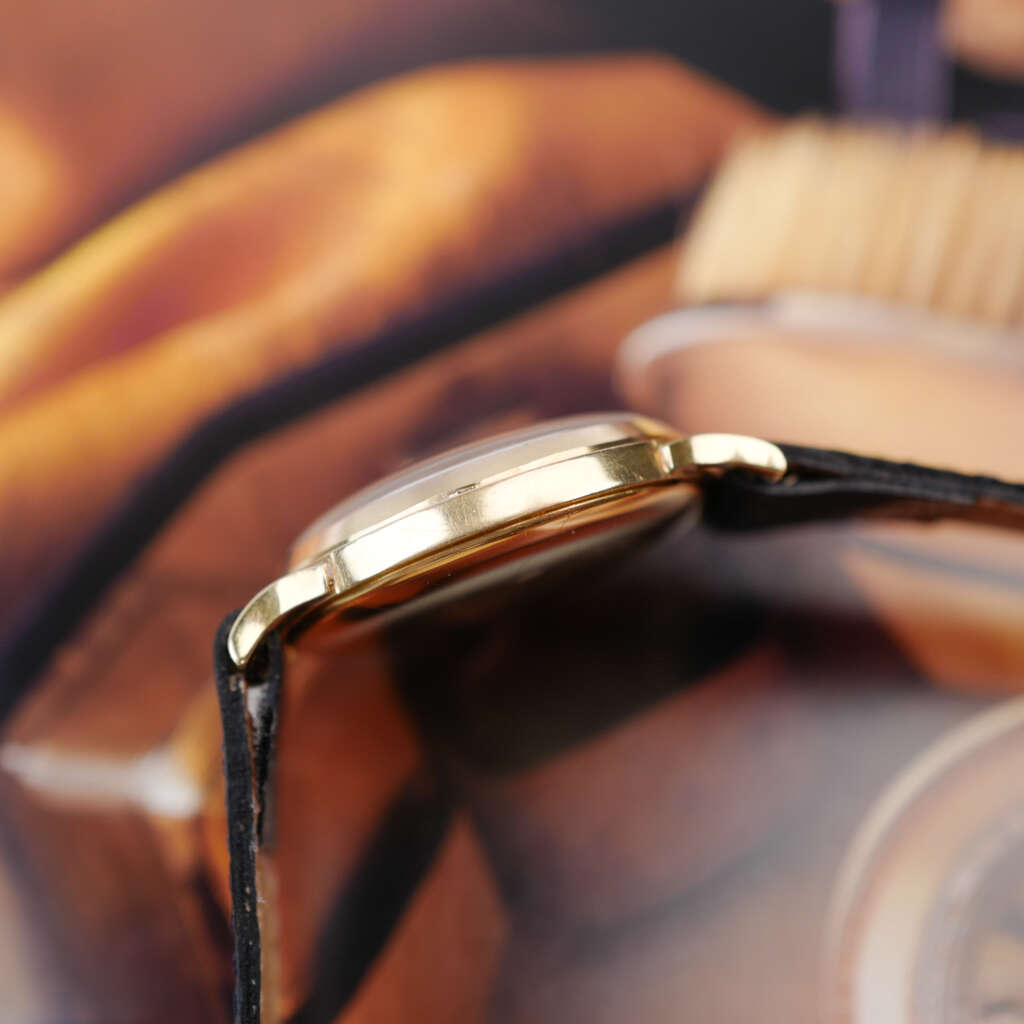 cafe-noir-montre-vintage-marseille-horloger-jaeger-lecoultre-or-jaune-p478-1940_8 cafe-noir-montre-vintage-marseille-horloger-jaeger-lecoultre-or-jaune-p478-1940