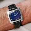 cafe-noir-montre-vintage-marseille-horloger-omega-de-ville-blue-tv-dial-1980