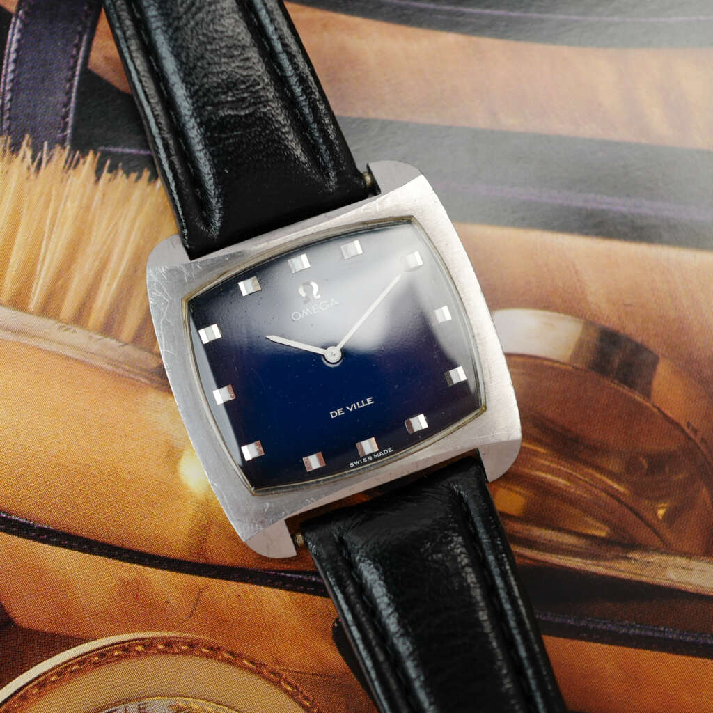 cafe-noir-montre-vintage-marseille-horloger-omega-de-ville-blue-tv-dial-1980