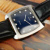 cafe-noir-montre-vintage-marseille-horloger-omega-de-ville-blue-tv-dial-1980