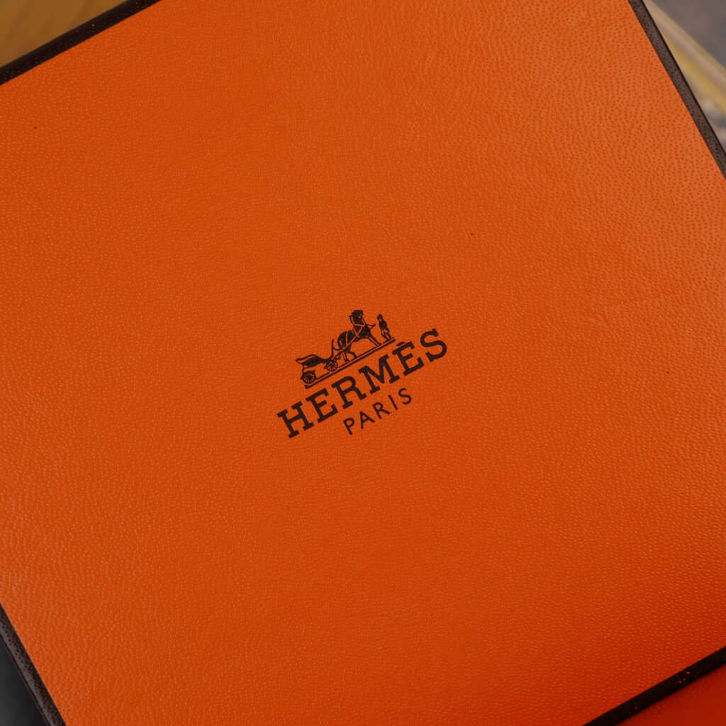 cafe-noir-montre-vintage-marseille-horloger-hermes-clipper-chronographe-orange-33mm-cl2316