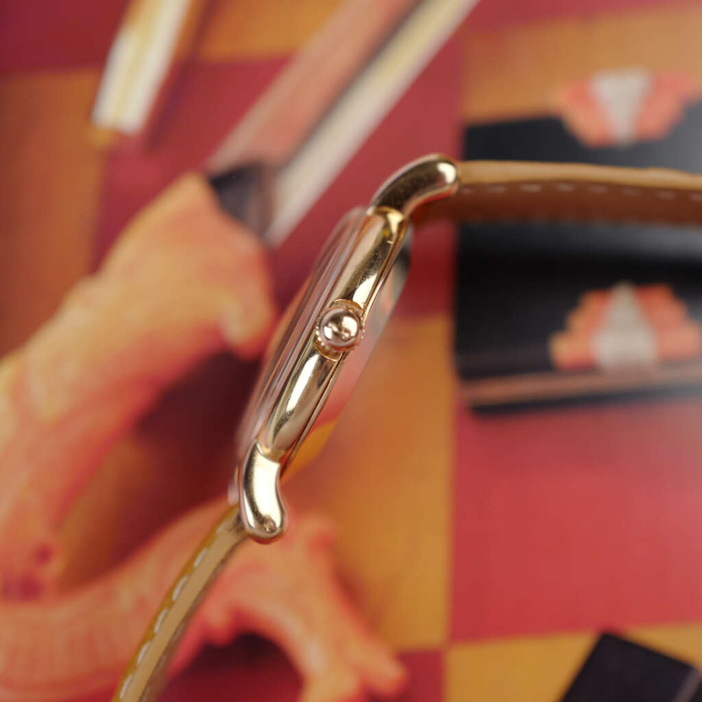 cafe-noir-montre-vintage-marseille-horloger-jaeger-lecoultre-or-rose-18k-fancy-lugs-1950