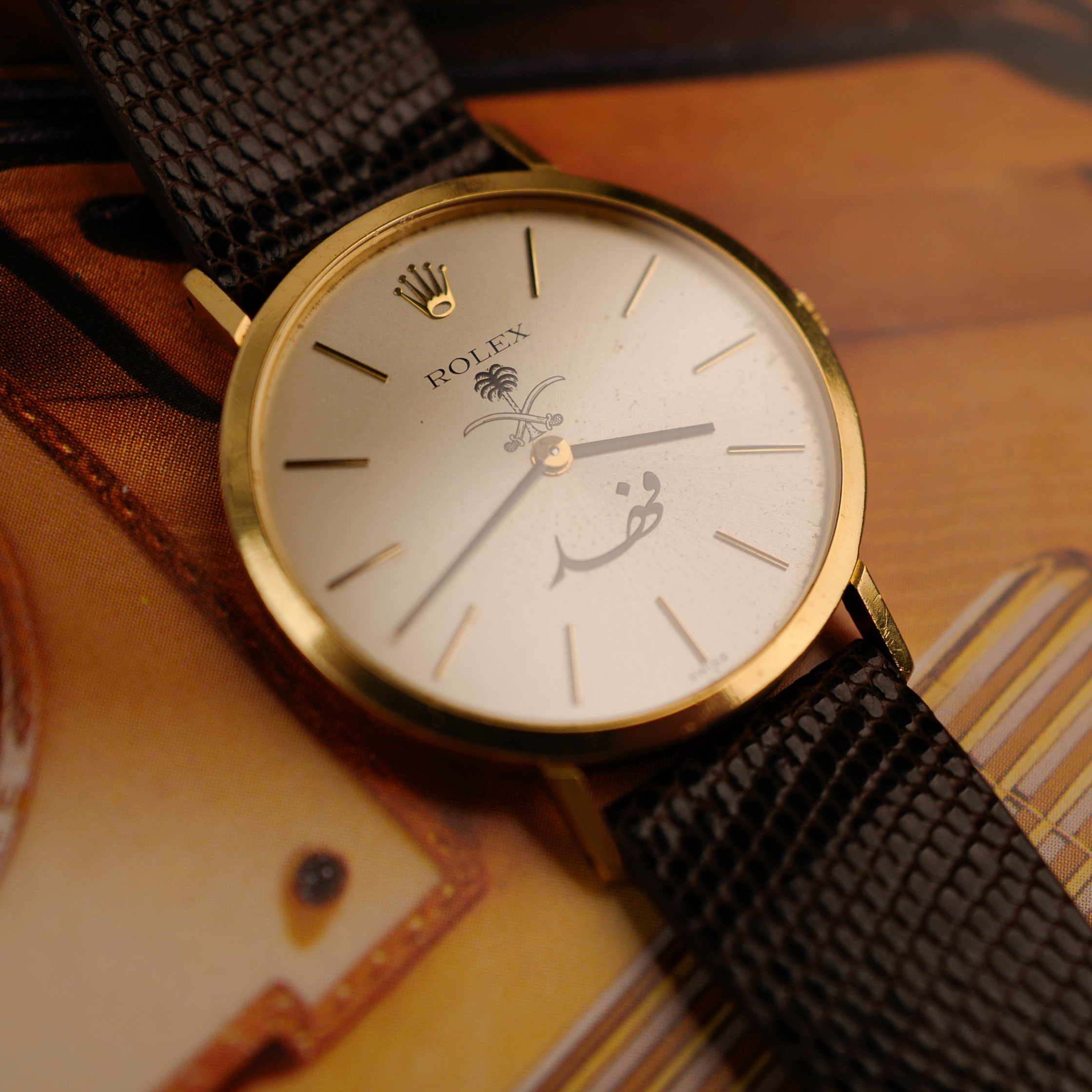 cafe-noir-montre-vintage-marseille-horloger-rolex-cellini-4112-sultanat-oman-khanjar-1975
