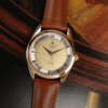 cafe-noir-montre-vintage-marseille-horloger-universal-geneve-polerouter-or-massif-18-carats-microrotor-1960